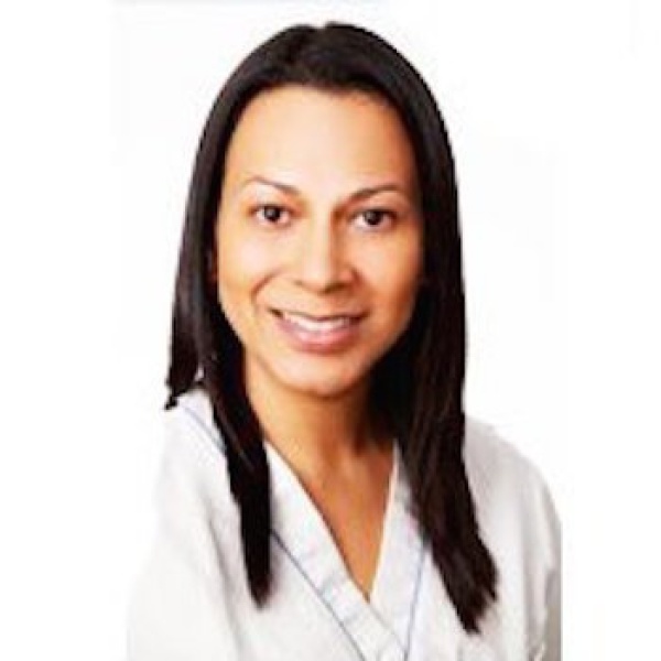 Clinictor - Ballestero Dental Care - Dr Laura Masis