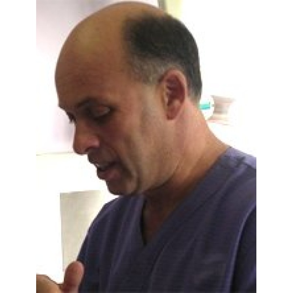 Clinictor - Finchley Dental Care Centre - Dr Laurence Baum