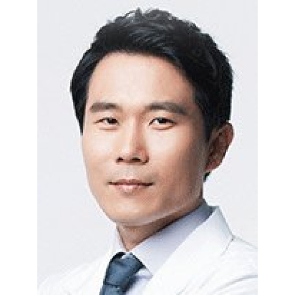 Clinictor - Lee Young Clinic - Dr Lee Young