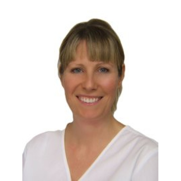Clinictor - Dr Linda Breeze - Dental Surgeon - Dr Linda Breeze