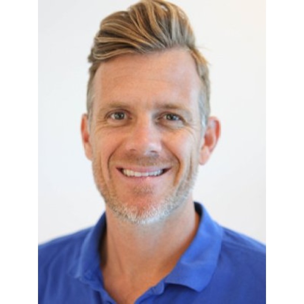 Clinictor - Happy Teeth - Dr Linus Klaive