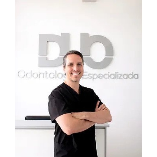 Clinictor - Galeria Dental - Oral Hospital - Dr Luis Diego Camacho