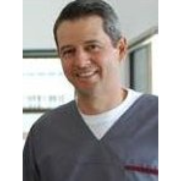 Clinictor - Costa Rica Dental Clinic - Dr. Laura M. León Feoli - Dr Luis Diego Leon Feoli