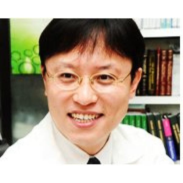 Clinictor - 101 Plastic Surgery Clinic - Dr Mak Shoo Gok