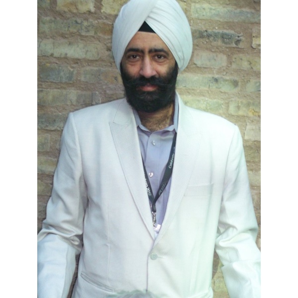 Clinictor - Bhalla Dental Clinic and Implant Centre - Dr Manjit Singh Bhalla