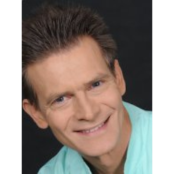 Clinictor - VIDA Dentistry - Dr Marcin Dylag