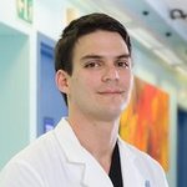 Clinictor - Art Dental Care - Dr Marco  Aguilar