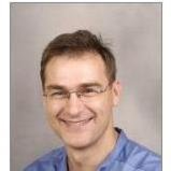 Clinictor - OralMed Studio Dental and Oral Surgery - Dr Mark Mezey