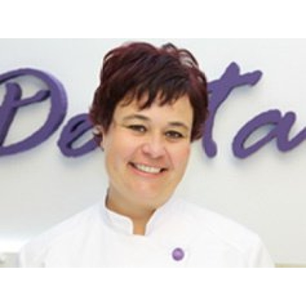Clinictor - Dentalia - Dr Márta Pozsgai