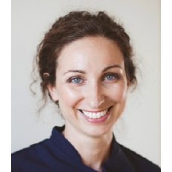 Clinictor - Eye Smile - Twickenham - Dr Martina Rosa