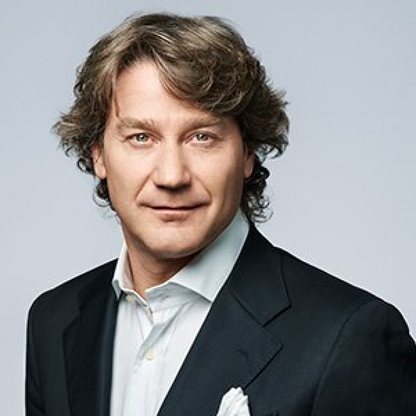 Clinictor - Queen Square Dental & Implant Clinic - Dr Massimo Giovarruscio