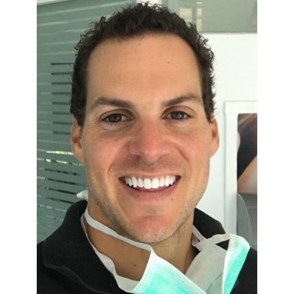 Clinictor - Creemers Dental Center - Dr Mathieu Creemers