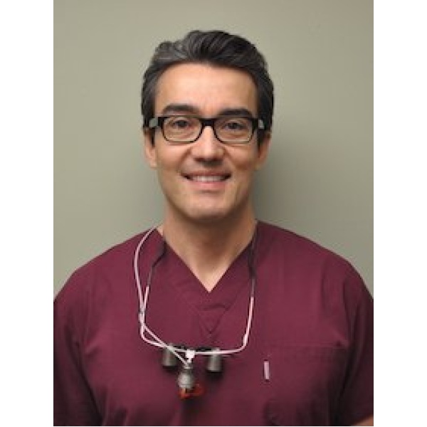 Clinictor - Clinique Dentaire Métro Guy - Dr Mauricio Assumpção