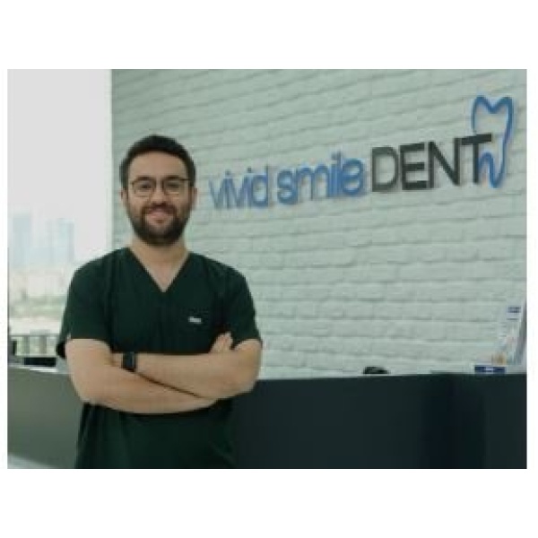 Clinictor - Vivid Smile Dent. - Dr Mehmet Atakan Kocatürk