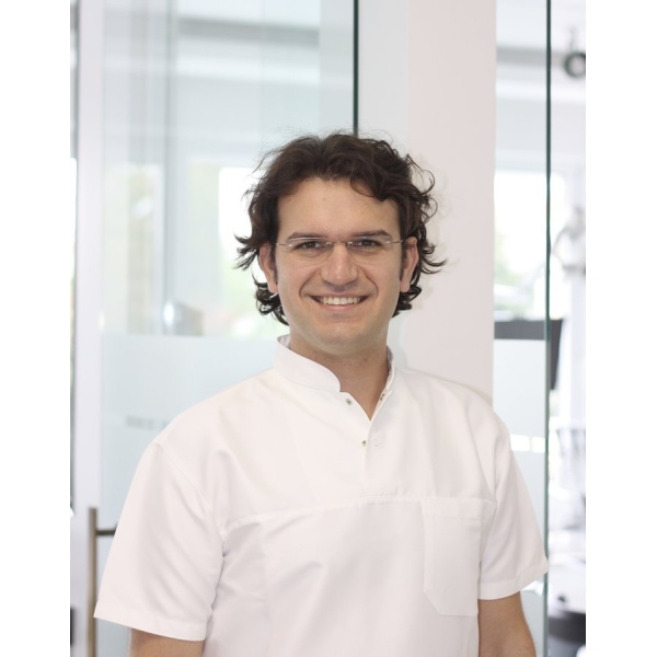 Clinictor - Dentavenue Dental Clinic - Dr Melih Yıldız