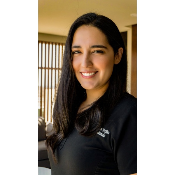 Clinictor - PURE Smile Makeover Center - Dr Melissa Irigoyen