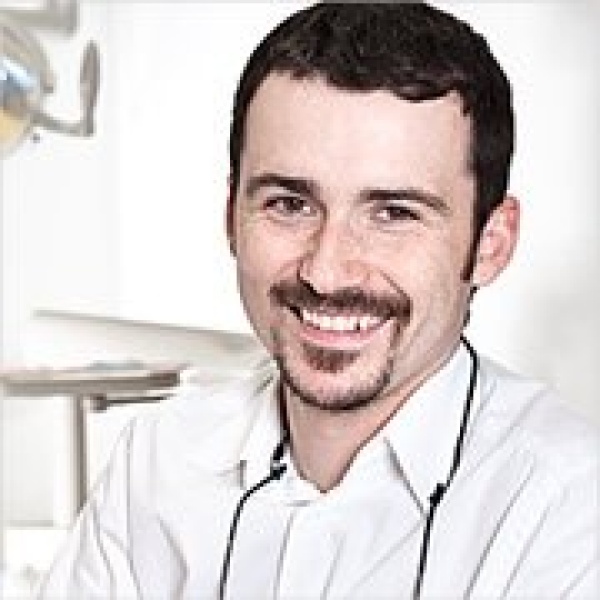 Clinictor - Niewada Clinic - Dr Michal Ganowicz