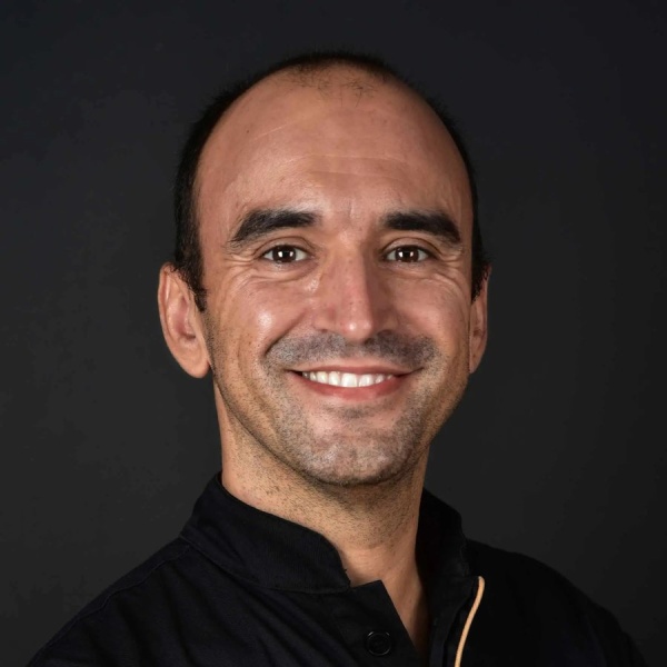 Clinictor - OralKlass - Dr Miguel Amorim