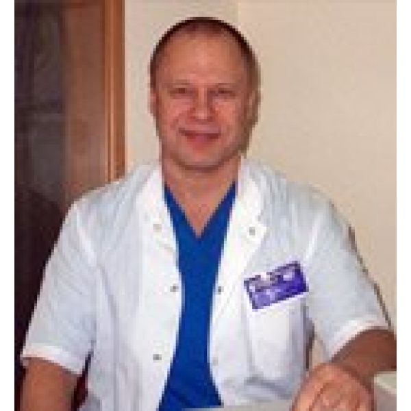 Clinictor - OKOMED Eye Clinic - Dr Mikhail Gulyaev