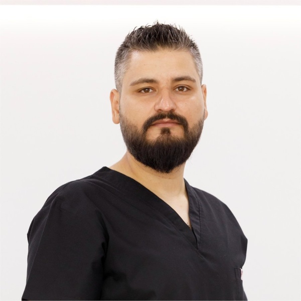 Clinictor - SWISSDENT - Clinica Dr. Petriu - Dr Mircea Furtuna