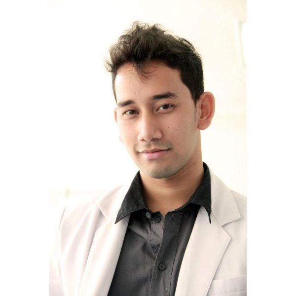 Clinictor - Klinik pergigian Zen - Dr Mohd Farhan Abdul Razak