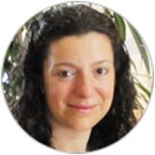 Clinictor - Crescent Orthodontics & Dental Practice - Dr Nadia Stivaros