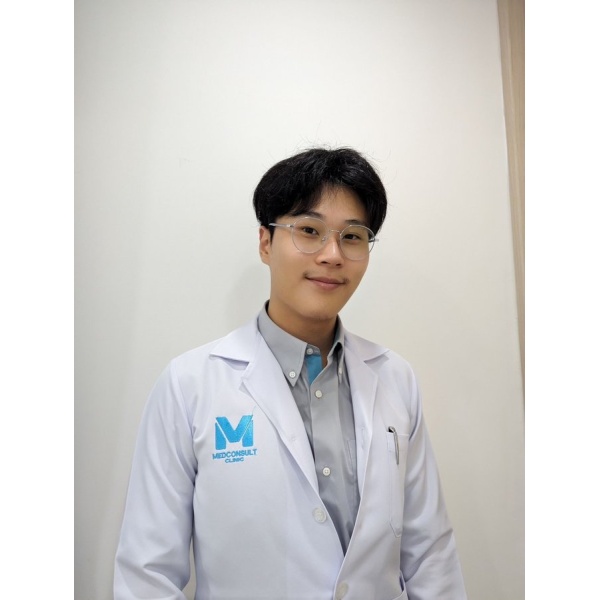 Clinictor - MedConsult Clinic - Dr Napat Eiamcharoen