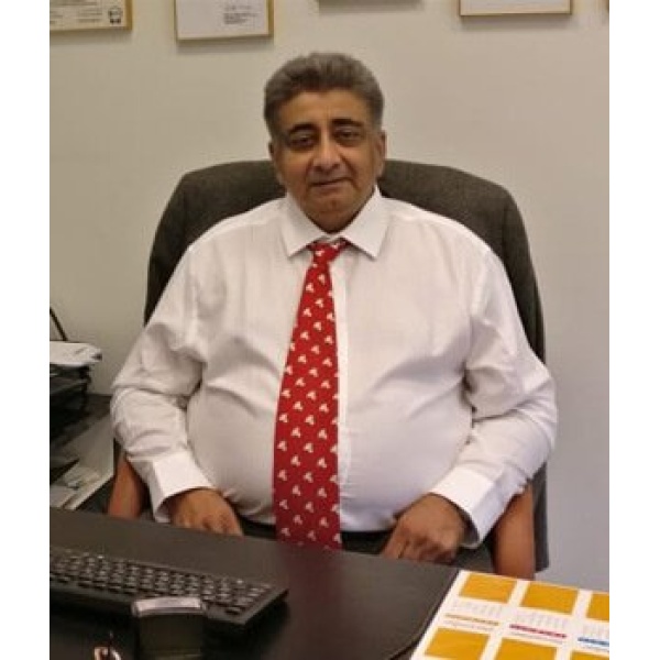 Clinictor - Green Apple Medical Center LLC - Dr Naveed Kathib