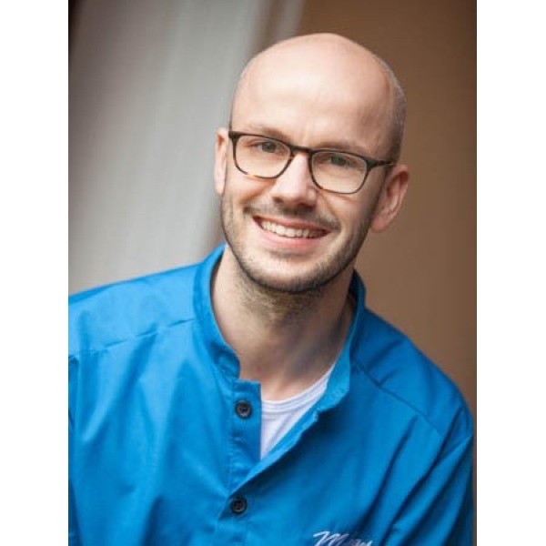 Clinictor - Marshgate Dental Care - Dr Nicholas McAulay