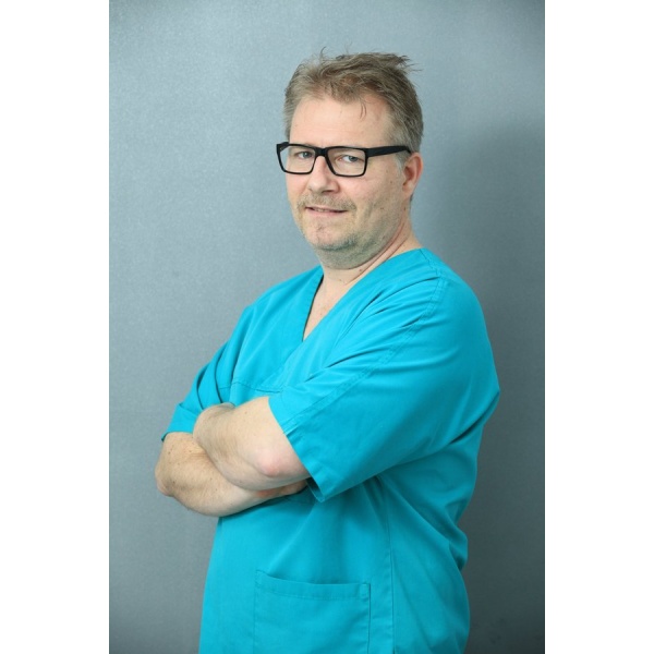 Clinictor - Vox Dental Care Smiling Service - Dr Oliver Wendrich