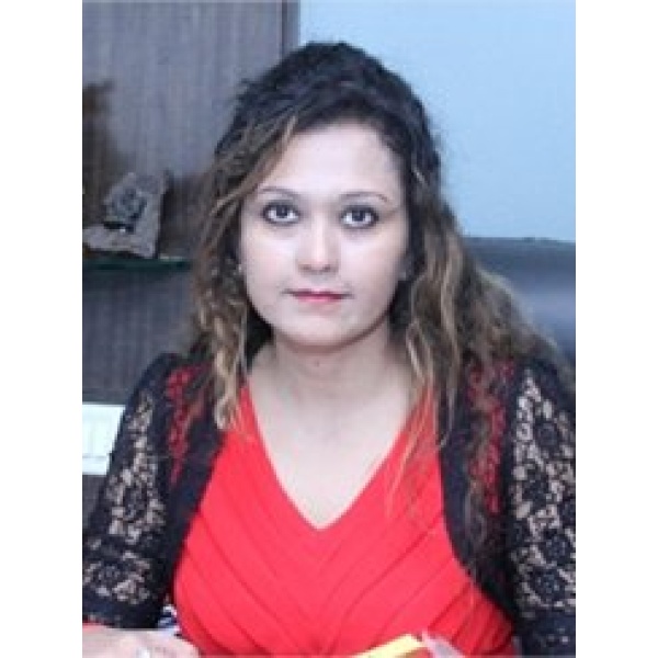 Clinictor - Kenia Eye Hospital - Dr Pallavi Kenia