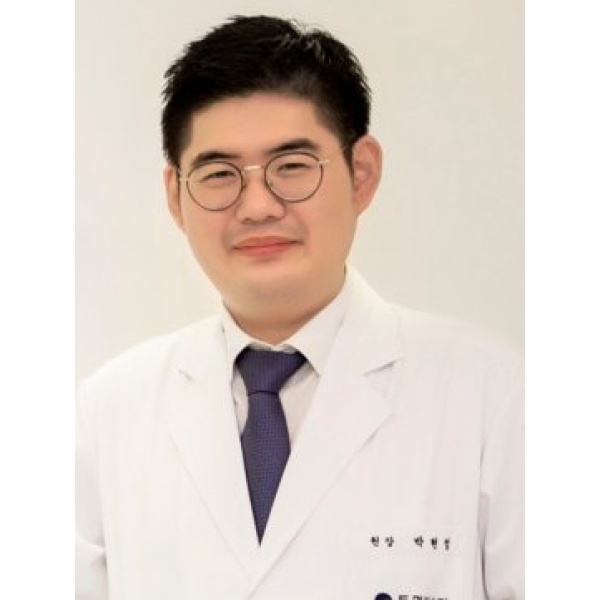 Clinictor - Crystal Clear Skin - Dr Park Hyun Iron