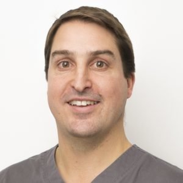 Clinictor - Leagrave Dental Sedation Clinic - Dr Paul Niland