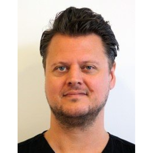 Clinictor - The Neem Tree Dental Practice - Fleet Street - Dr Pete Niesiolowski