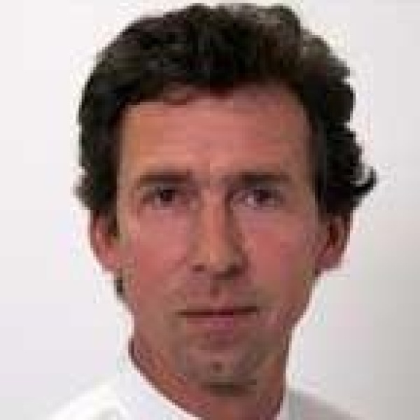 Clinictor - Focus Eye Clinic - Dr Peter Evens