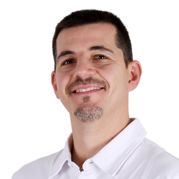 Clinictor - Pomadent Dental Clinic - Dr Peter Markovics