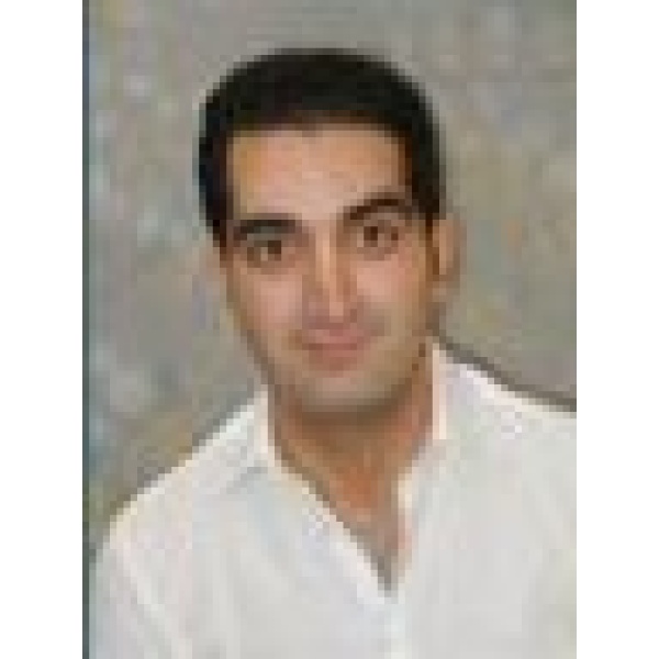 Clinictor - Wokingham Smiles - Dr Peyman Pakyari