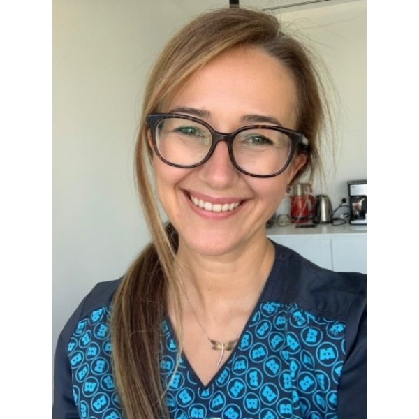 Clinictor - Ege Dental Studio - Dr Pınar Karataban
