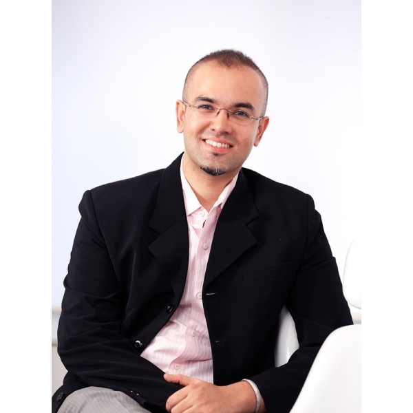 Clinictor - Smilekraft Dentistry - Dr Priyank Mathur