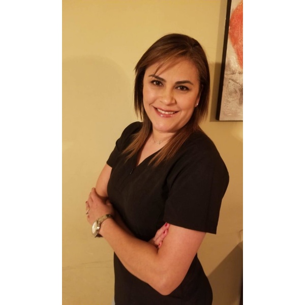 Clinictor - Town Dental - Dr Rebeca  Garcia
