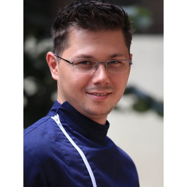 Clinictor - Dental One Center - Dr Remus Stratulat