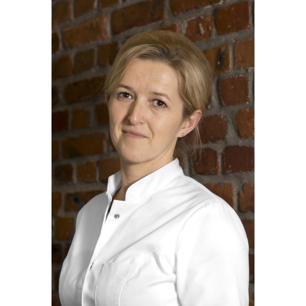 Clinictor - Rewadent Aesthetic Dental Centre - Katowice Karlic - Dr Renata Przytula-Wypych