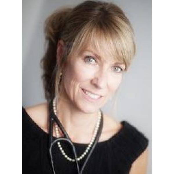 Clinictor - The Non Surgical Clinic - Harley - Dr Renée Hoenderkamp