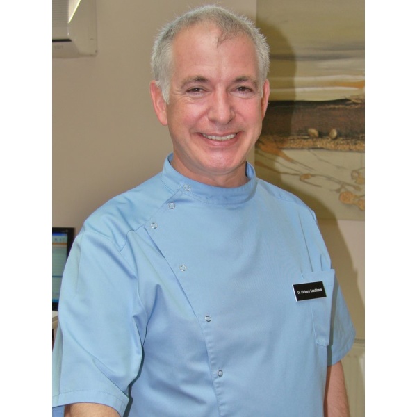 Clinictor - Sandilands Dental Studio - Dr Richard Sandilands