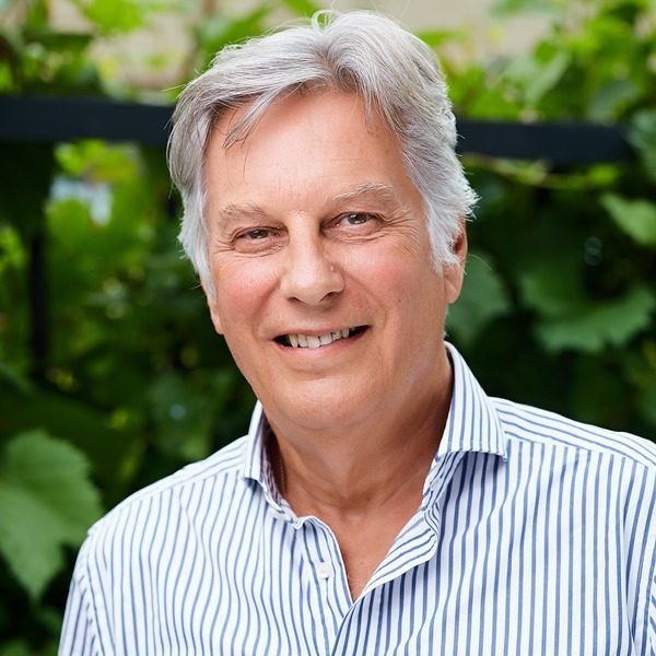 Clinictor - American Medical Centers - Kyiv - Dr Richard Styles