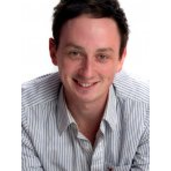 Clinictor - Toothplus - Dr Richard Thurlow-Begg