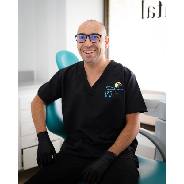 Clinictor - Costa Rica Dental Clinic Lab - Dr Rigoberto  Cubillo Monge.