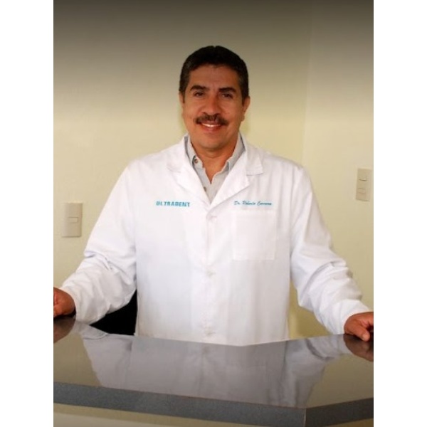 Clinictor - Ultradent Dental Clinic - Dr Roberto  Carcamo