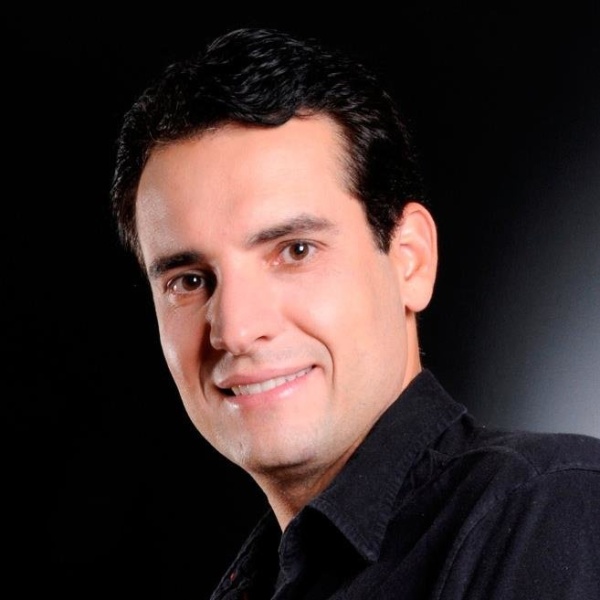 Clinictor - Grupo Odontológico Floresta - Dr Rodrigo de Oliveira Almada