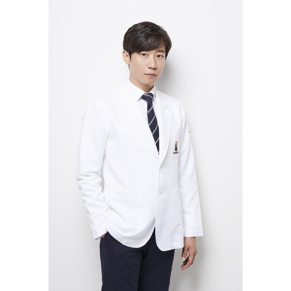 Clinictor - Renewme Skin Clinic - Dr Sanghyun Hwang